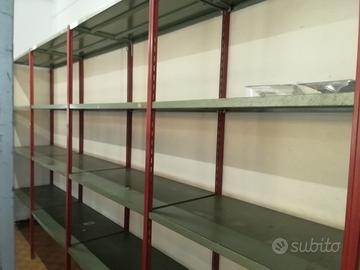Scaffale in ferro