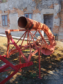Attrezzatura agricola varia
