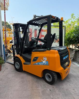 Carrello elevatore nuovo Belpasso Valcorrente