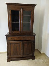 Credenza antica in legno