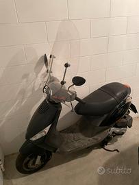 Piaggio zip 100 4T