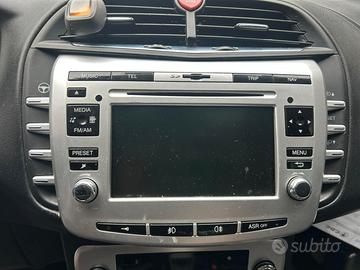 AUTORADIO NAVIGATORE PER LANCIA DELTA 735496005
