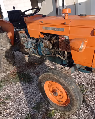 trattore FIAT 415