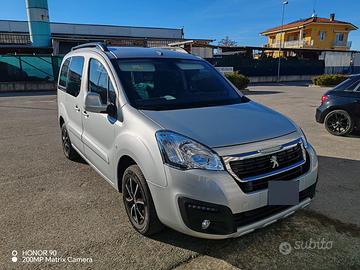 Peugeot Partner tepee BlueHdi 120 CV
