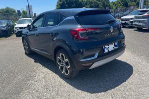 Renault Captur plug in 160cv