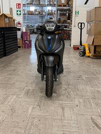 Piaggio Beverly S 310