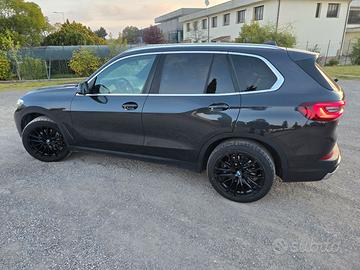 BMW X5 XDrive 30d mhev 48V