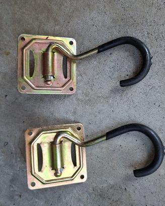 ganci bici a muro