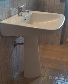 sanitari con rubinetteria 