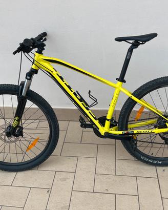Bicicletta Scott aspect 770 front