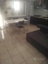 Tavolo cucina Berloni 4 sedie 