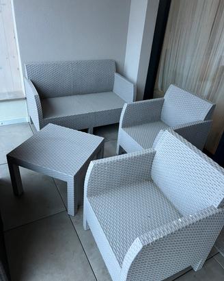 Tavolo in rattan