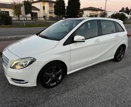Mercedes-benz B 180 CDI Automatic Premium UNICO PR