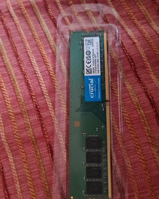 RAM. CRUCIAL.  DDR4.  4GB