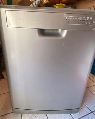 Lavastoviglie sesto senso whirpool ADP 5755
