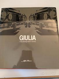 libro sulla storia dell'autovettura Giulia del 63