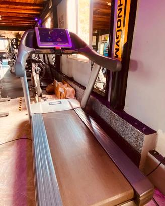 Tapis roulant ed ellittica technogym