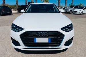 Audi A4 Avant 40 TDI quattro S tronic Business DIE