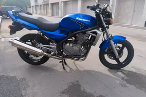 Kawasaki ER5