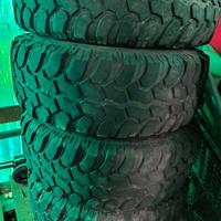 gomme 35 + cerchi 17 neri Wrangler jk