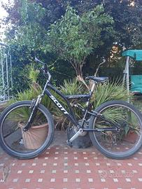 MTB Nera Ruote da 26