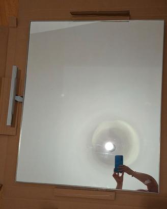 Specchio da bagno filo lucido con luce 70x85 cm