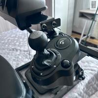 simulatore di guida (Logitech g29)