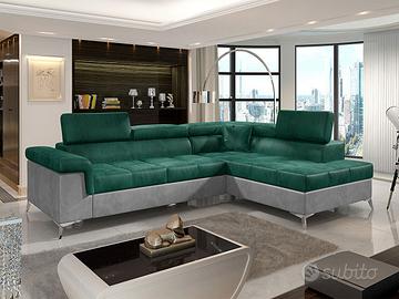 UN DIVANO COMPLETISSIMO CON RIVESTIMENTI PREGIATI!