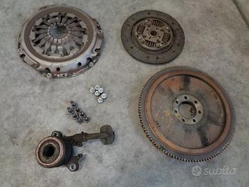 KIT FRIZIONE VOLANO DUSTER HS 1.6 BENZINA 2012