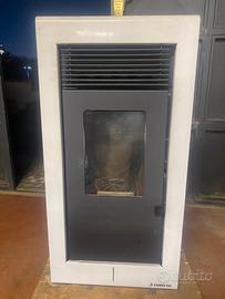 Stufa a Pellet Karmek one