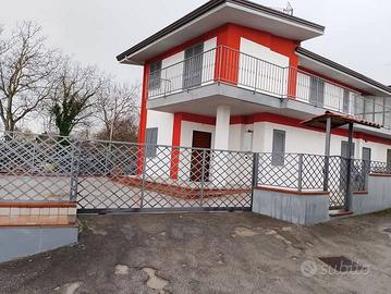 Appartamento di 55 m² con 3 locali a Teano