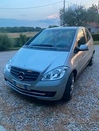 Mercedes Classe A 160 executive blue efficiency
