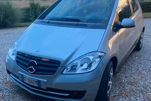 Mercedes Classe A 160 executive blue efficiency