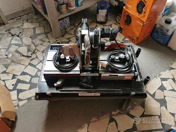 Macchina per saldatura tubi P. E. 