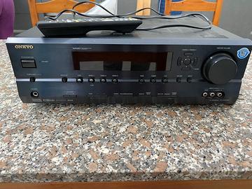 Amplificatore onkyo e diffusori wharfedale diamond