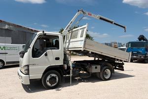 Camion Isuzu P.35-130 Y.06 Gru/Rib