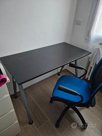 Scrivania IKEA