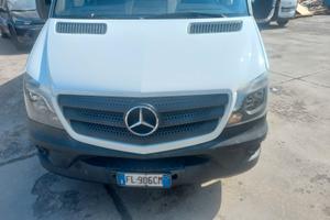Mercedes Benz