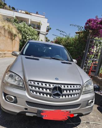 Mercedes ml 300 anno 2005