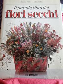 il grande libro dei fiori secchi