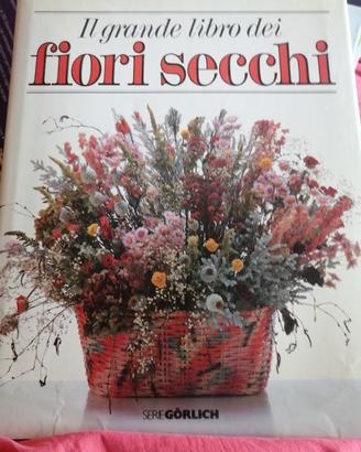 il grande libro dei fiori secchi