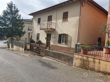 Casa Indipendente in zona Gadana