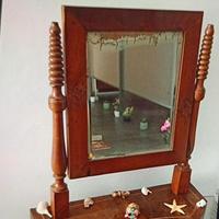 Specchiera antica