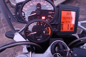 BMW R1200R