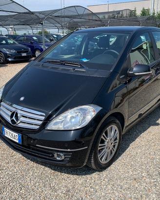 MERCEDES-BENZ A 160 BlueEFFICIENCY Avantgarde