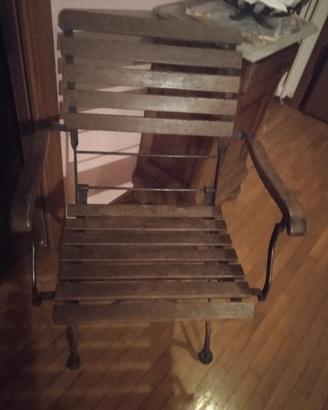 sedia in legno e ferro battuto 