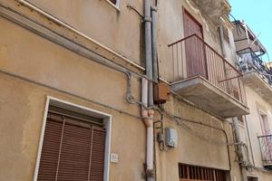 Casa in perfette condizioni Valguarnera Caropeppe