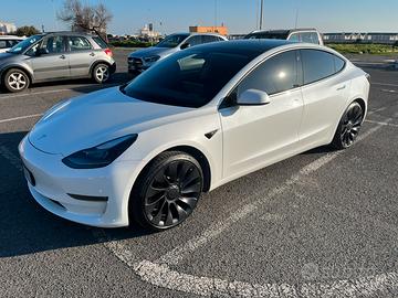 Tesla Model 3 Performance