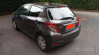 Toyota Yaris 1.0 Lounge 2012