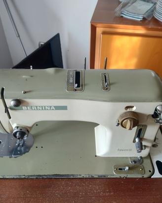 Bernina Favorit Macchina da cucire